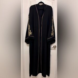 Black/Gold Abaya|Duster w/ Scarf